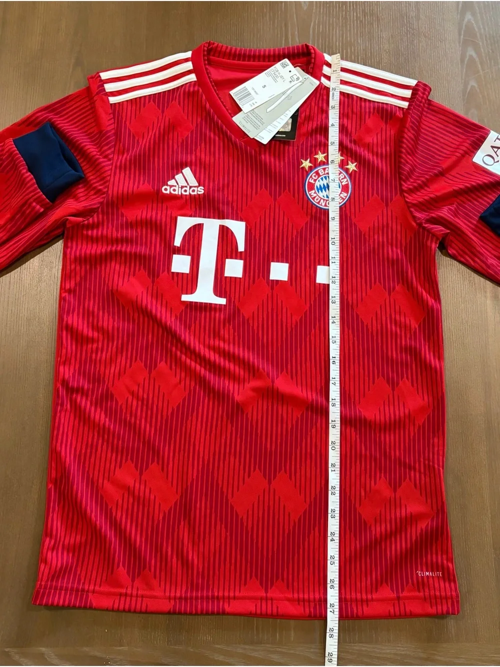 NWT adidas FC Bayern München 2018/19 Home Jersey – Men’s Small